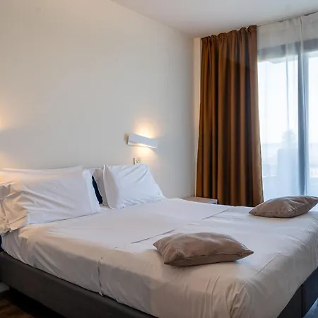 Desiree - Garda Collection Otel Sirmione
