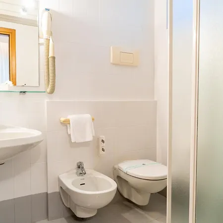 Hotel Désirée - Garda Collection 3*