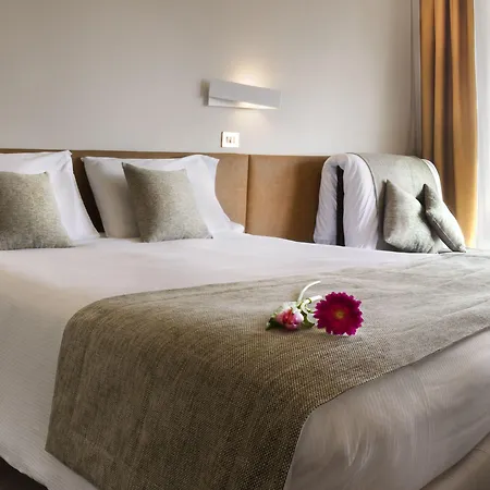 Desiree By Double Hospitality Hotel 3*