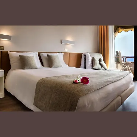 Desiree - Garda Collection Hotel 3*