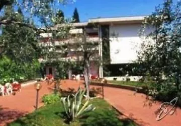 Désirée - Garda Collection