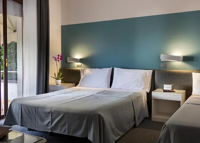 Hotel Desiree By Double Hospitality
