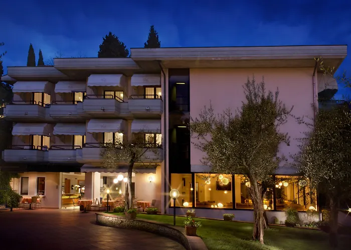 Desiree By Double Hospitality 3* Sirmione
