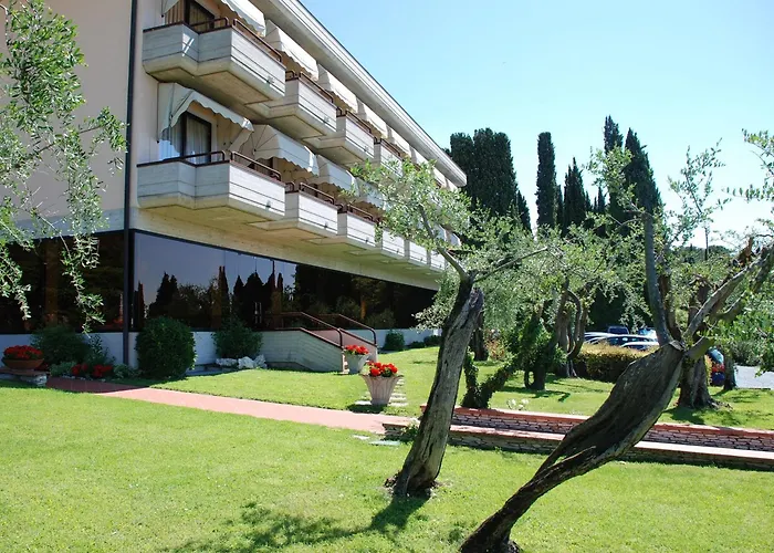 Desiree By Double Hospitality 3* Sirmione