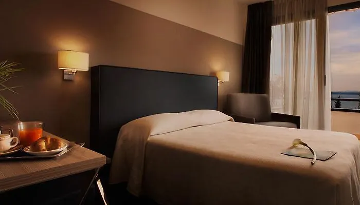 Desiree By Double Hospitality Hotel Sirmione