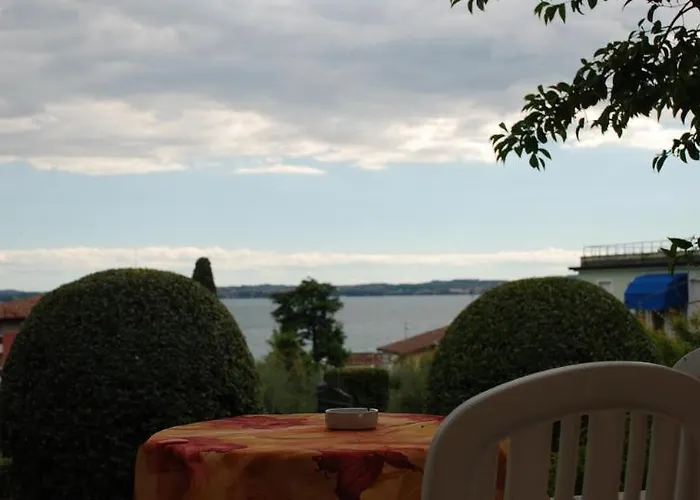 Hotel Desiree By Double Hospitality 3*