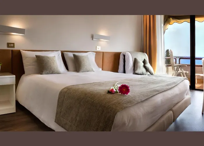 Desiree By Double Hospitality Hotel 3*