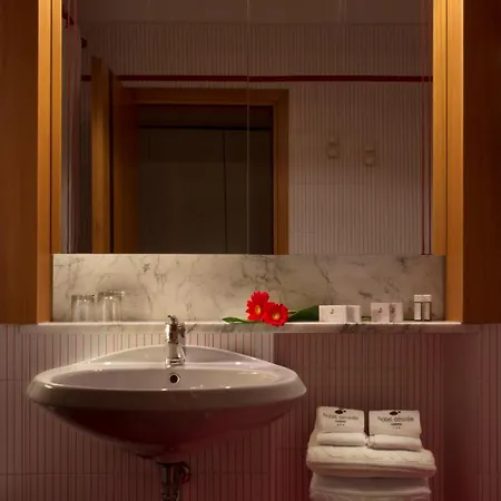 Desiree By Double Hospitality 酒店 西尔米奥奈